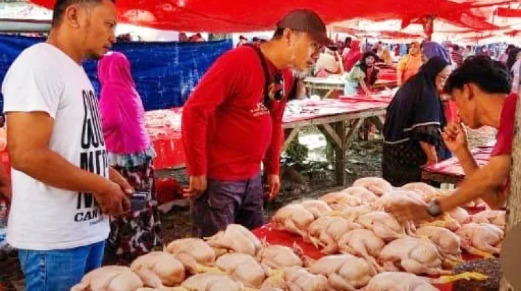 Dinas Kumperindag Turun Supervisi Harga Barang Pokok di Pasar