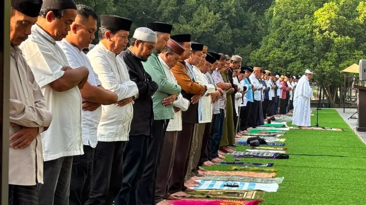 Pemkab Gorontalo Gelar Salat Istisqa di Taman Menara Limboto