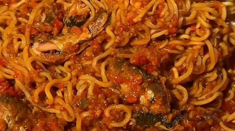 Nikmatnya Mie Sarden Pedas