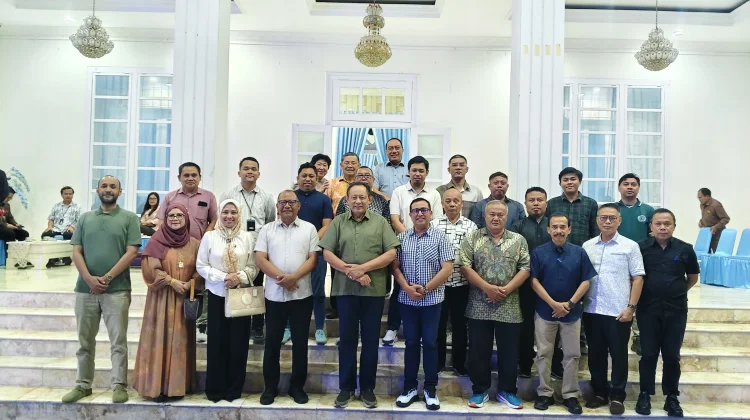 HISWANA - Gubernur Gorontalo Bahas Penanganan Antrean Panjang di SPBU