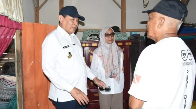 Gubernur Gusnar Pantau Progres Program BSPS di Paguat