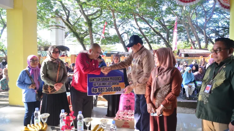 395 Pelaku UMKM Kota Gorontalo Terima Bantuan dari Pemprov Gorontalo