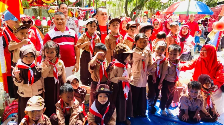 Bazar Siaga IGTKI-PGRI Kecamatan Kota Timur Tanamkan Keberanian Sejak Dini