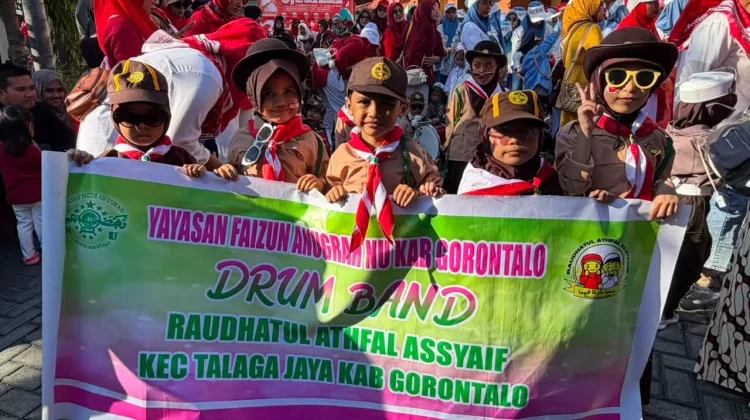 Ratusan Siswa Meriahkan Karnaval Kemerdekaan di Kabupaten Gorontalo