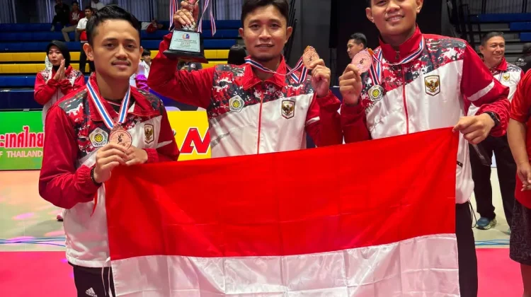Dua Atlet dan Satu Pelatih Persembahkan Medali di King’s Cup Thailand