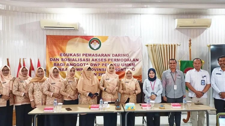 Edukasi Pemasaran Daring dan Sosialisasi Akses Permodalan bagi Pelaku UMKM