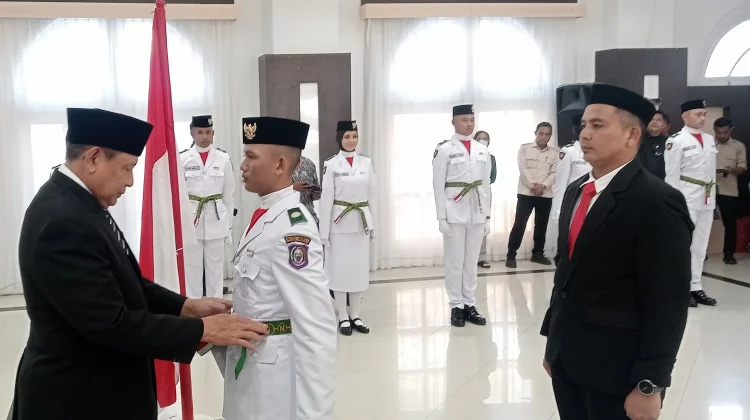 Gubernur Gusnar Kukuhkan Anggota Paskibraka Provinsi Gorontalo