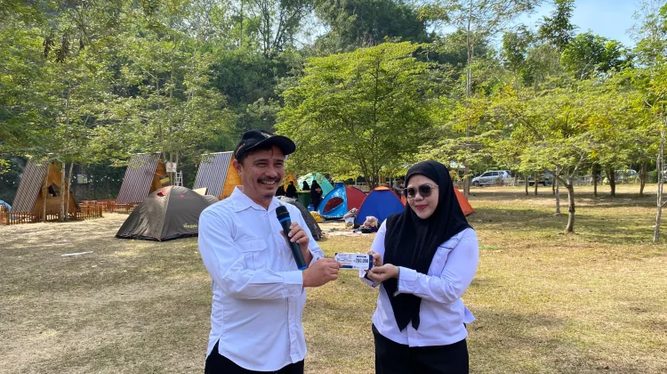Kepala Ombudsman Gorontalo Apresiasi Tiga Insan Berprestasi
