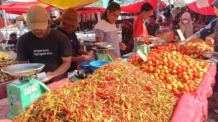 Harga Cabai di Pasar Andalas Gorontalo Capai Rp100 Ribu per Kilogram