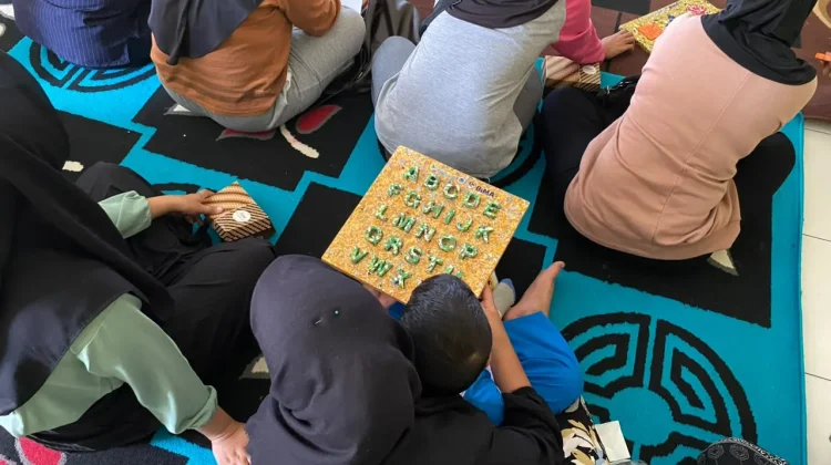 UNG dan Tanggidaa Group Ubah Sampah Plastik Jadi Mainan Edukatif