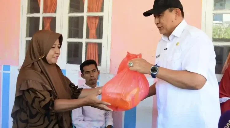 Taksi Nelayan dan Sembako di Desa Inengo