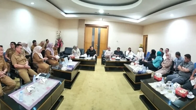Pansus Deprov Gorontalo Sepakati Iuran Pertambangan Rakyat 7 Persen