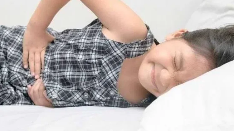 Kencing Batu pada Anak, Ketahui Risiko, Gejala, dan Penanganannya
