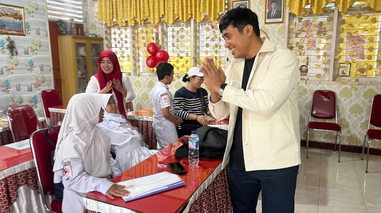 Tahuru Foundation Bantu 200 Siswa Kurang Mampu di Gorontalo