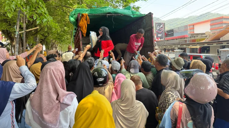 Cabai dan Beras Komoditas Favorit di Pasar Murah Pemprov Gorontalo