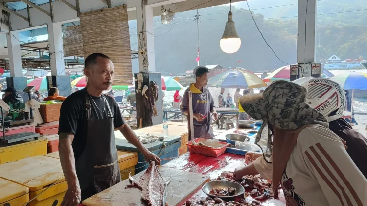 Harga Ikan di Pelelangan Kota Gorontalo Naik, Cuaca Jadi Pemicu