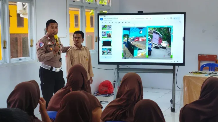 Polres Bone Bolango Gelar Police Goes to School, Bentuk Pelajar Taat Aturan