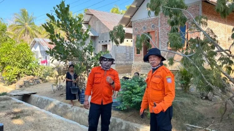 BPBD Distribusi 10.000 Liter Air Bersih untuk Warga Terdampak Kemarau