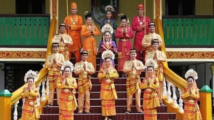 Pantun, Warisan Tradisi Melayu yang Menjadi Jembatan dalam Kehidupan Sosial