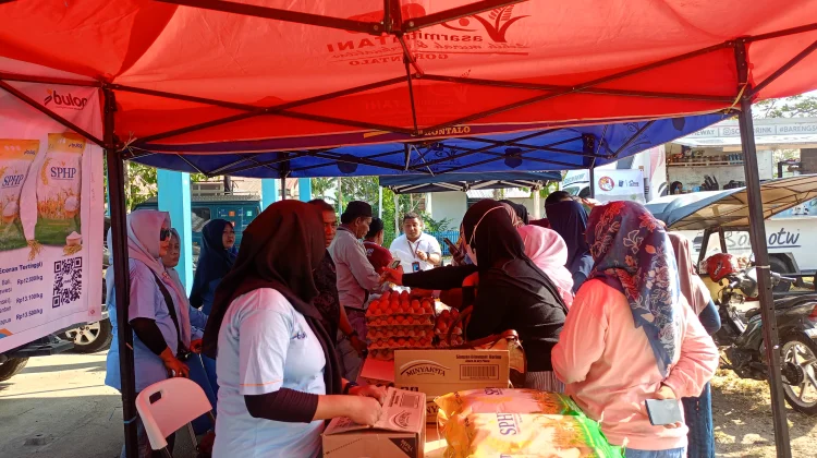 GPM di RRI Gorontalo Diserbu Masyarakat, Dua Ton Beras SPHP Ludes Terjual