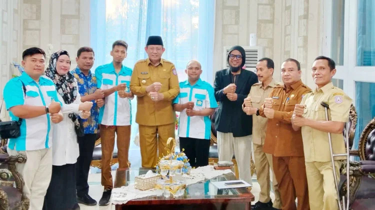 Gusnar Ismail Dukung GERKATIN Peringati Hari Bahasa Isyarat Internasional