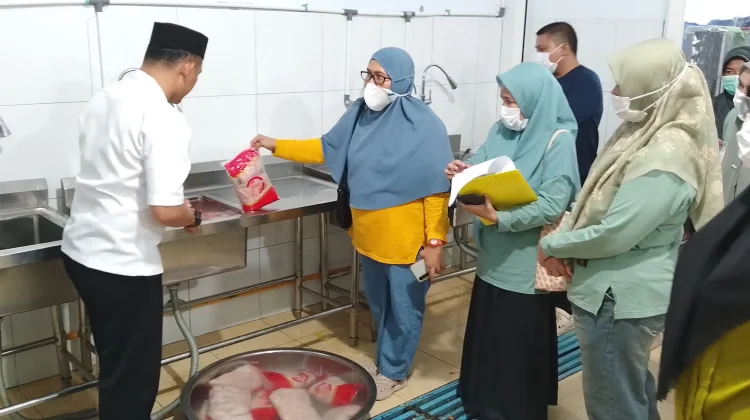 DKPTPH Gorontalo Awasi Keamanan Pangan di Lima SPPG Kabupaten Pohuwato