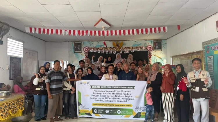 Mahasiswa KKN-T UNG Dorong Warga Huntu Jadi Foodpreneur Digital