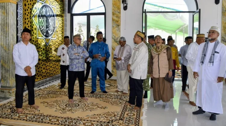 Dibangun Secara Swadaya, Masjid Al Masyur Desa Balahu Diresmikan Bupati Sofyan