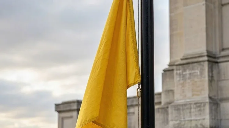 Bendera Kuning, Jejak Duka dari Masa Wabah
