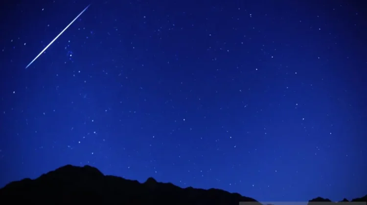 Meteor Jatuh: Indah tapi Berbahaya