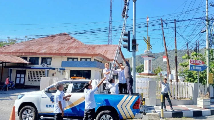 Cuaca Ekstrem Rusak Traffic Light Dishub Provinsi Gorontalo Turun Tangan