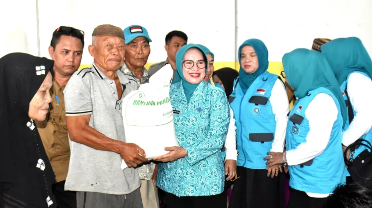 Musim Kemarau, Maryam Puhi Kawal Penyaluran Bantuan CPP Kepada Masyarakat