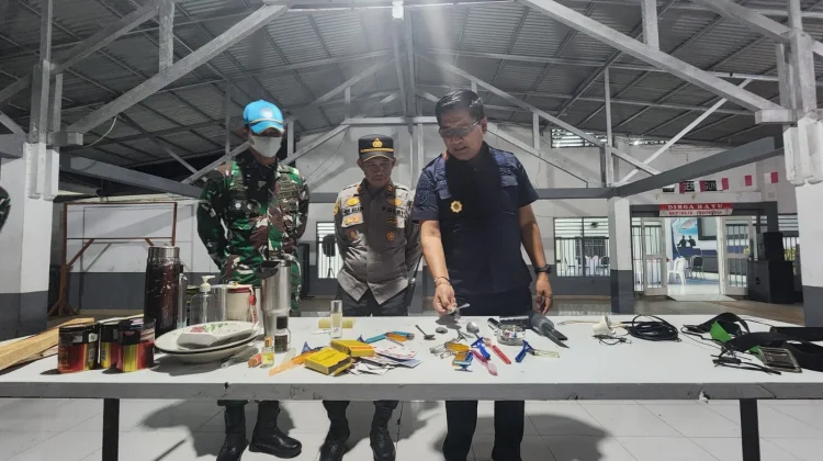 Razia Gabungan Lapas Gorontalo Amankan Barang Terlarang