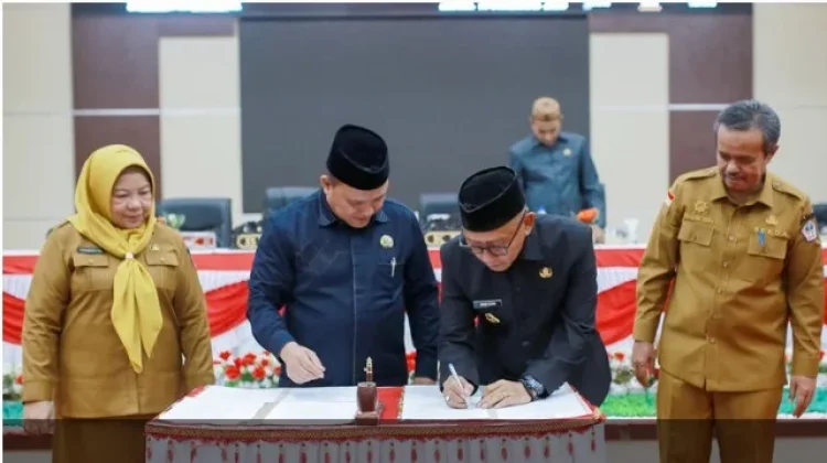 DPRD dan Pemkab Pohuwato Setujui Perubahan APBD