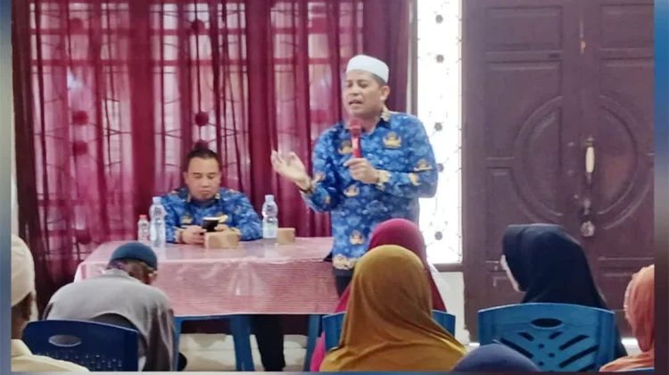 Di Peringatan Maulid Nabi Reflin Buata Ajak Lansia Teladani Akhlak Rasulullah