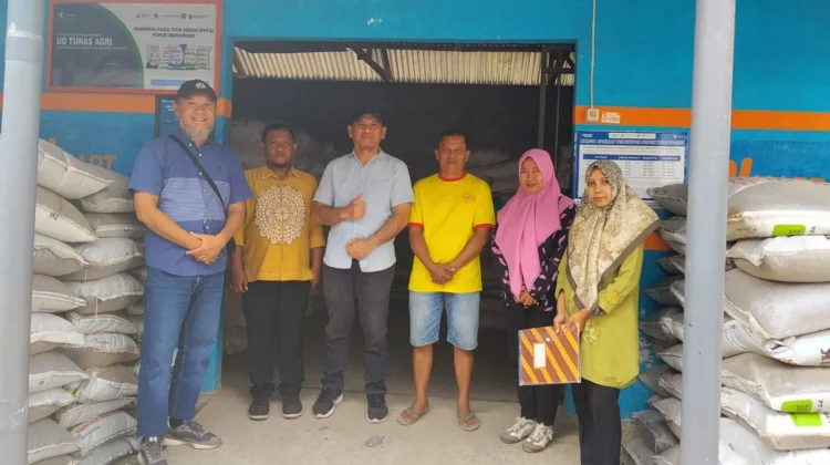 Jelang Musim Tanam Diskumperindag Pastikan Stok Pupuk Subsidi Petani Aman