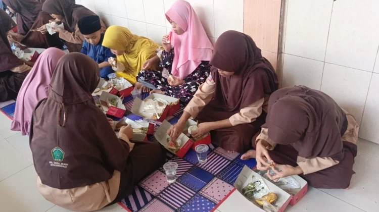 Ketua Deprov Gorontalo Semangati Anak Yatim untuk Meraih Cita-Cita