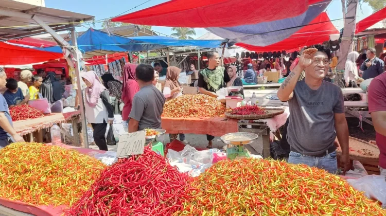 Harga Cabai di Pasar Andalas Kota Gorontalo Masih Tinggi