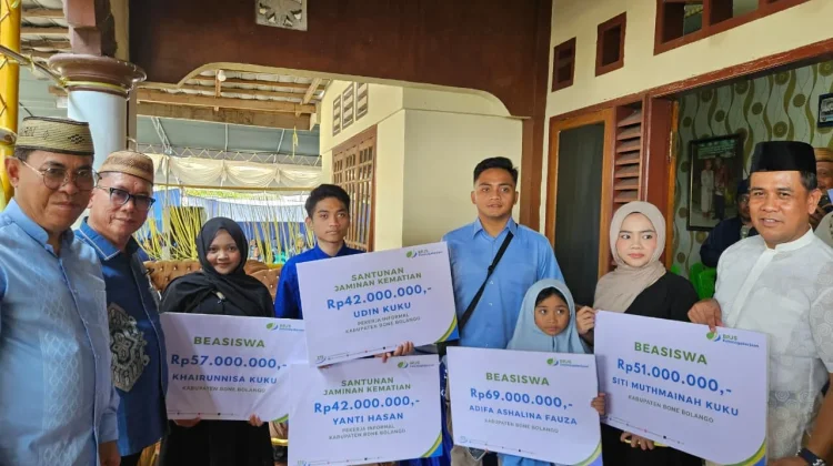 Keluarga Alm. Udin Kuku Terima Manfaat BPJS Ketenagakerjaan Rp261 Juta Juta