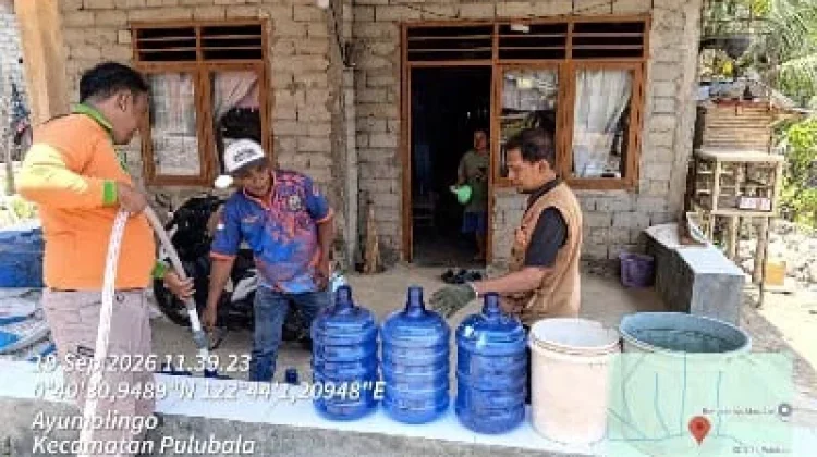 BPBD Salurkan 12 Ribu Liter Air Bersih di Pulubala