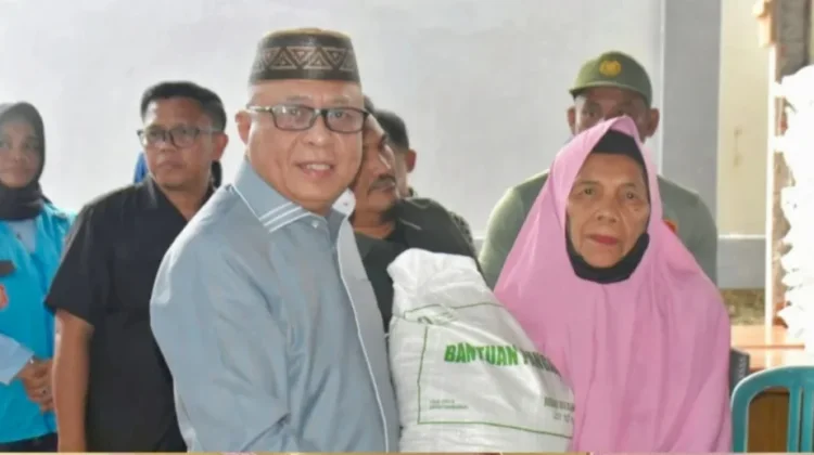 Ratusan KK di Tibawa Terima Bantuan CBP Periode Juli-September