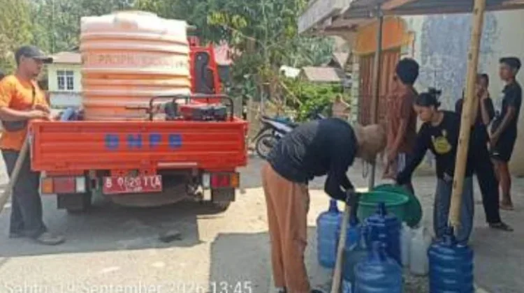Kekeringan Belum Berakhir,BPBD Gorut Rutin Distribusi Air Bersih