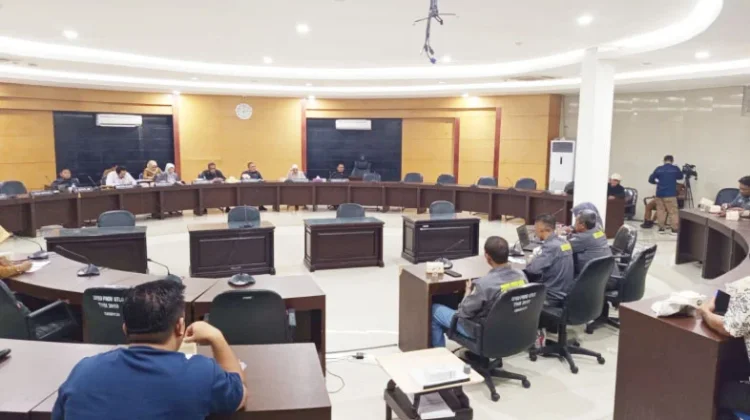 Komisi II Deprov Gorontalo Gelar RDPU Bahas Kendala Pengurusan IPR