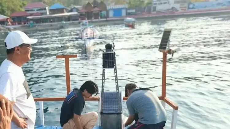 Perairan Botubarani Dipantau dengan Teknologi Deteksi Kualitas Air