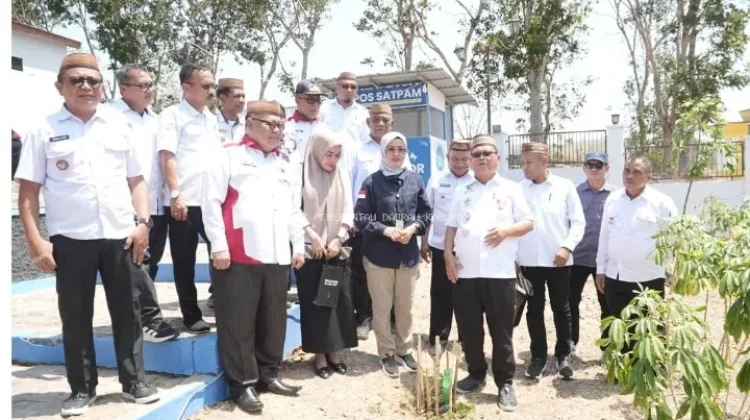 BNNK Gorut Dukung Program Agro Mopomulo Lewat Penanaman Pohon Buah