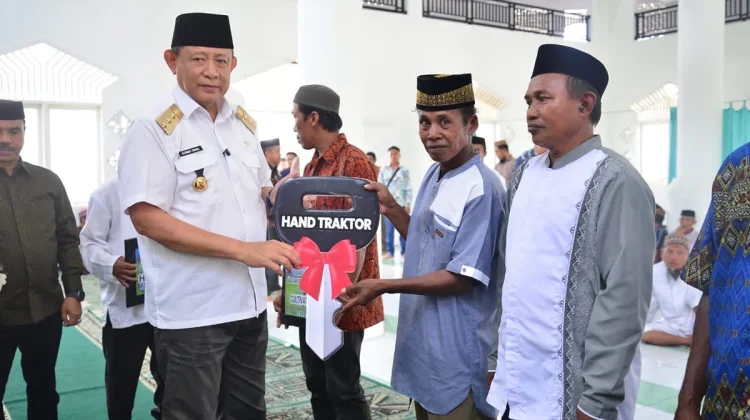Gusnar Serahkan 153 Alsintan dan Dorong Akses Pertanian Makin Terbuka
