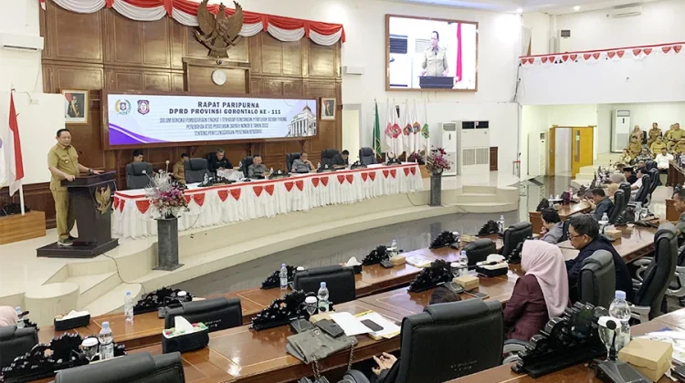 Gubernur Gusnar Dorong Perizinan Usaha Lebih Mudah dan Cepat