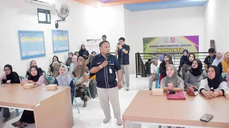 KemenHAM Gorontalo Ajak Warga Desa Toto Utara Berani Lawan Diskriminasi