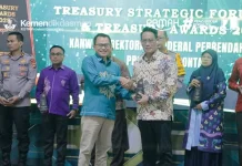 Kepala KGTK Gorontalo Raih Treasury Awards 2025