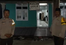 Sat Samapta Polres Gorontalo Amankan Lalu Lintas di Lokasi Penjualan Takjil
